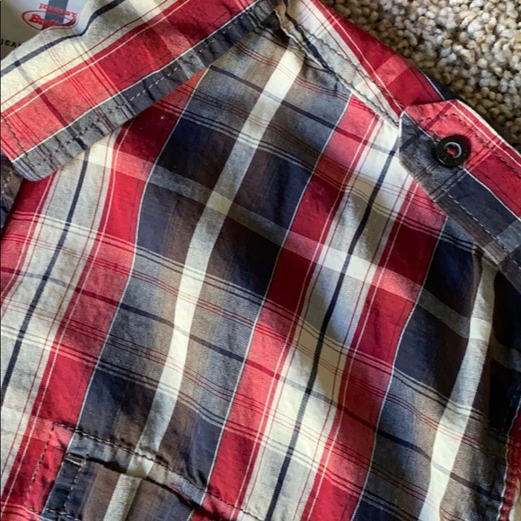 Short sleeved plaid Men’s shirt - Picture 2 of 3